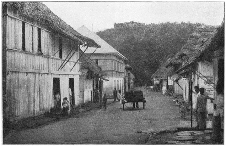 Street Scene in Romblón