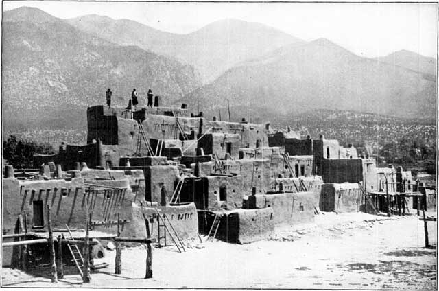 CHARACTERISTIC PUEBLO HOUSES.