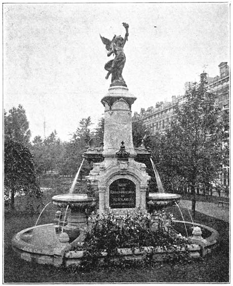 Fontein op het Burgemeester Hoffmannplein op het Noorder-eiland.