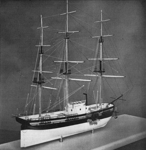 Figure 8.—Stern-quarter view of the new model of the Savannah, showing one wheel partially folded and the iron frames for canvas wheel-boxes in place.