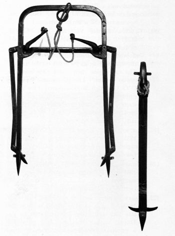 Figure 12.--Harpoon hayforks. (Catalog Nos. 121, 123.)