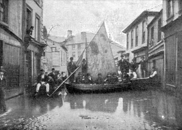 A FLOOD IN THE STREETS OF NORTHWICH.