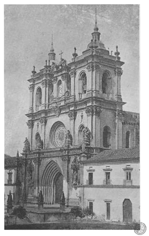 CONVENTO DE ALCOBAÇA—Fachada da Egreja