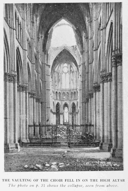 THE VAULTING OF THE CHOIR FELL IN ON THE HIGH ALTAR The photo on p. 31 shows the collapse, seen from above.