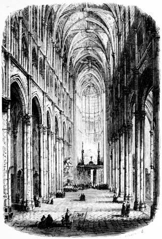 Nef de la cathédrale d'Amiens.