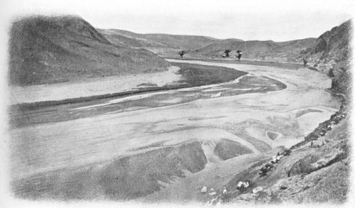 Der Hun-Fluß beim Aufstieg auf den Lien-ya-miao.