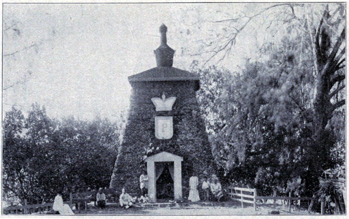 TOMB OF THE LAST KING OF TAHITI