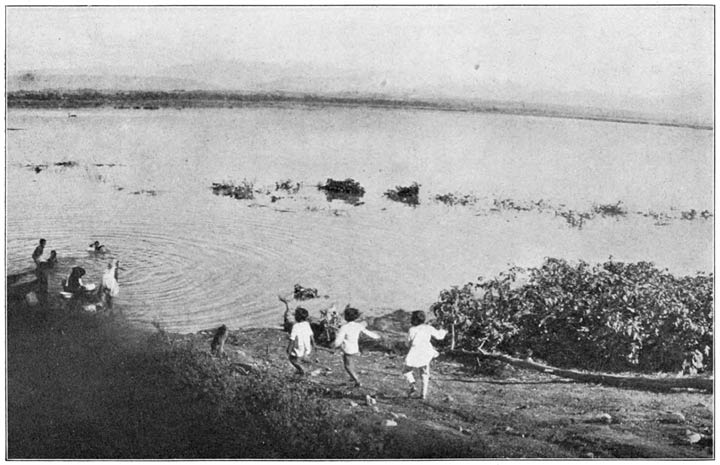 Filipino Children “Going Swimming” in the Rio Cagayan