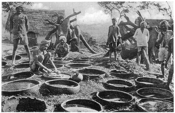 Chamārs tanning and working in leather.